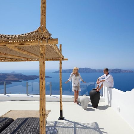 You & Me Suites Fira  Exterior photo
