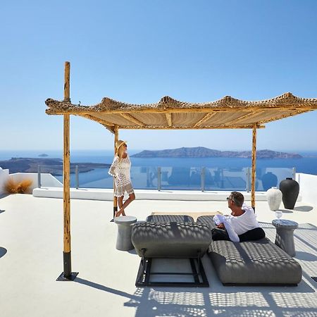 You & Me Suites Fira  Exterior photo